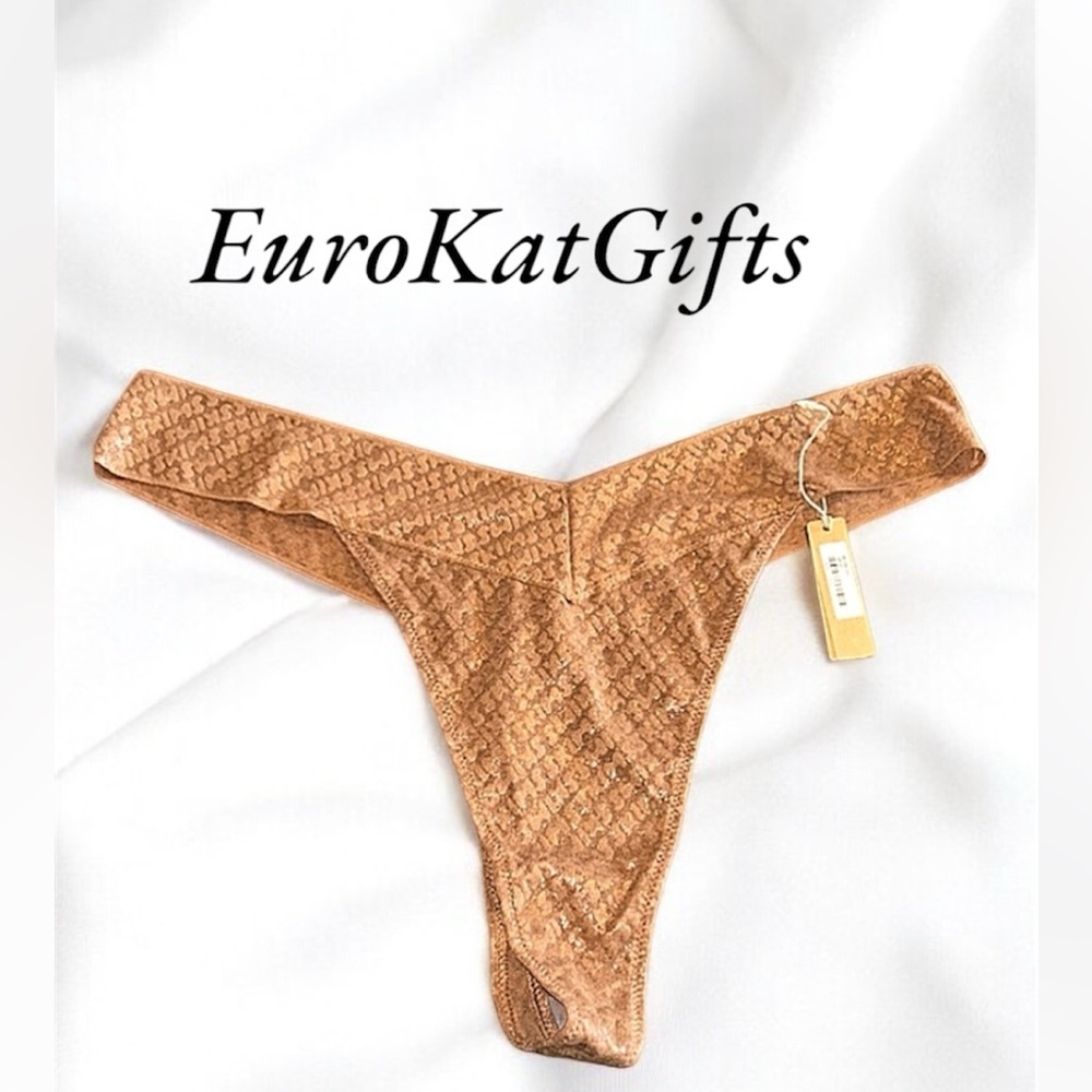 Skims Thong 2X NEW from manufacturer. Brand new with tags direct NEW NWT